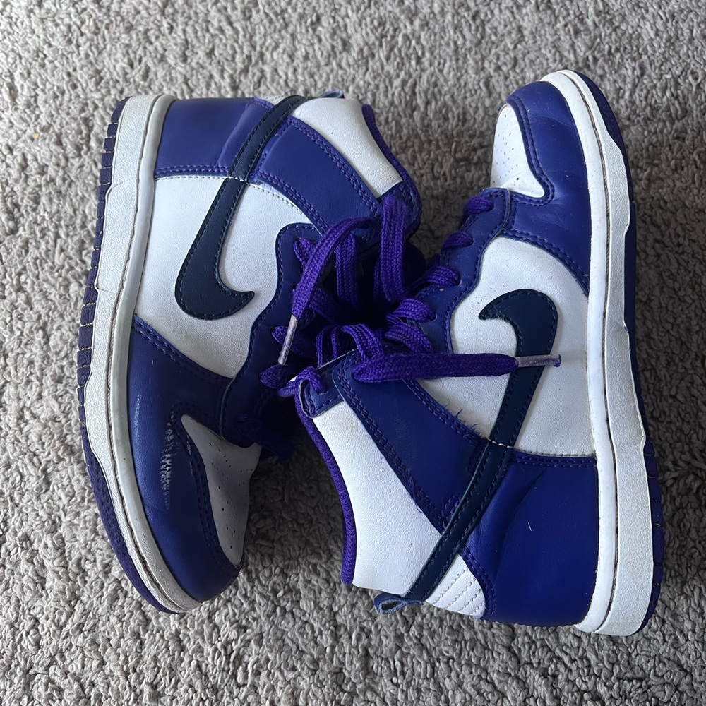 Preschool size 1 Nike high top dunks (purple, black and white )